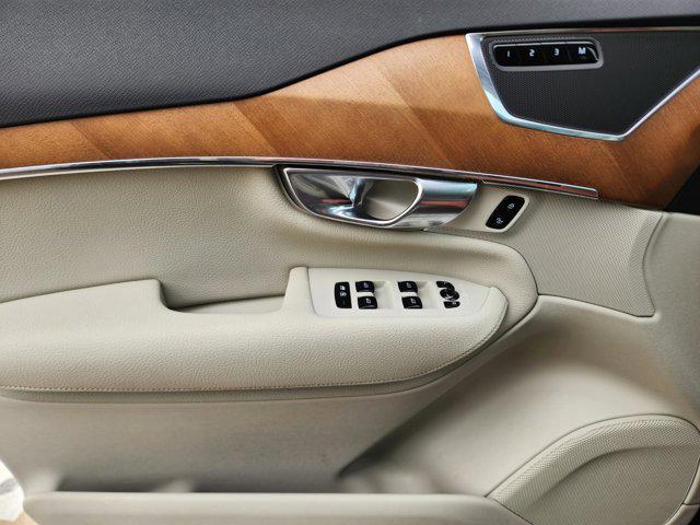 used 2021 Volvo XC90 Recharge Plug-In Hybrid car, priced at $28,975