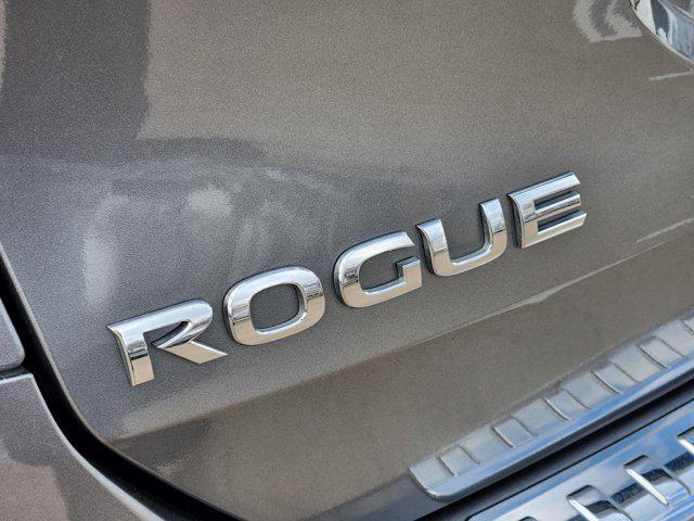 used 2016 Nissan Rogue car, priced at $15,975