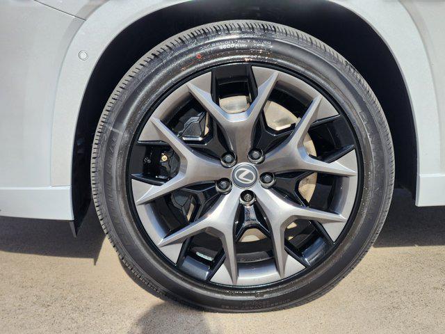 new 2026 Lexus TX 500h car, priced at $75,094