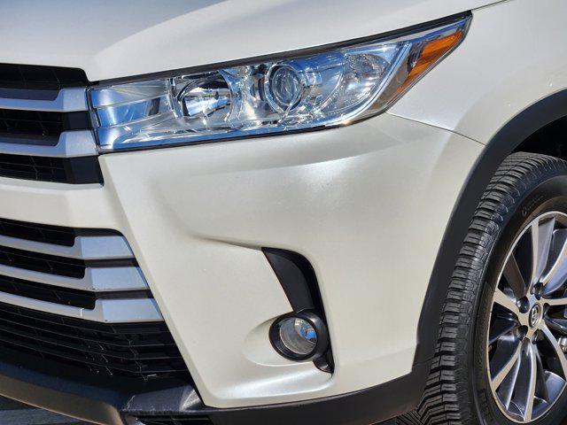 used 2018 Toyota Highlander car, priced at $21,775