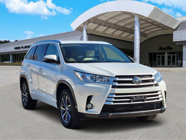 used 2018 Toyota Highlander car, priced at $21,775