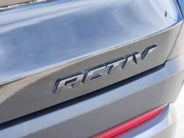 used 2025 Chevrolet Equinox car, priced at $28,989