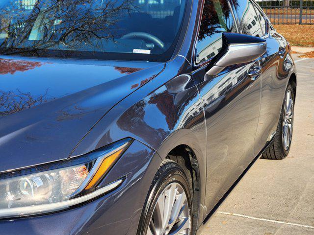 used 2020 Lexus ES 300h car, priced at $24,988