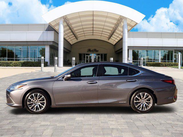 used 2020 Lexus ES 300h car, priced at $24,988