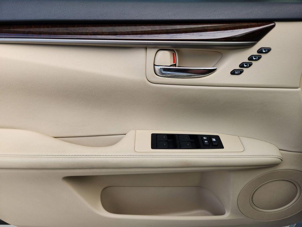 used 2015 Lexus ES 350 car, priced at $23,988