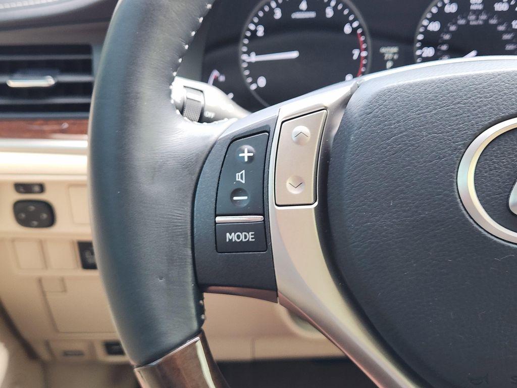 used 2015 Lexus ES 350 car, priced at $23,988