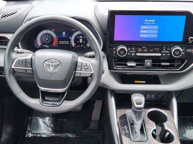 used 2024 Toyota Highlander car, priced at $42,975