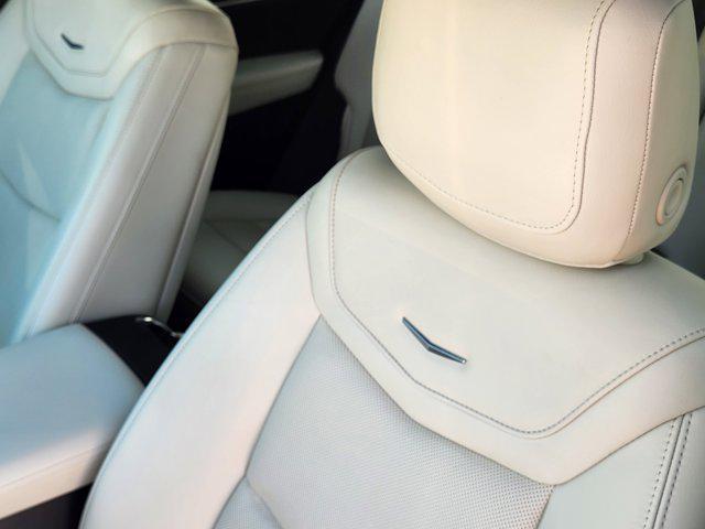 used 2021 Cadillac XT6 car, priced at $29,794