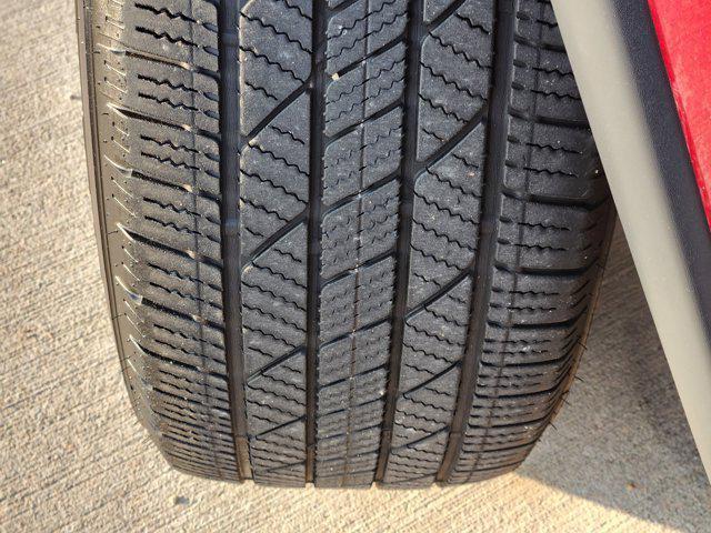 used 2017 Jeep Grand Cherokee car, priced at $15,868