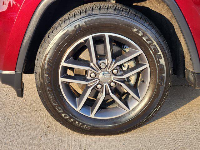 used 2017 Jeep Grand Cherokee car, priced at $15,868