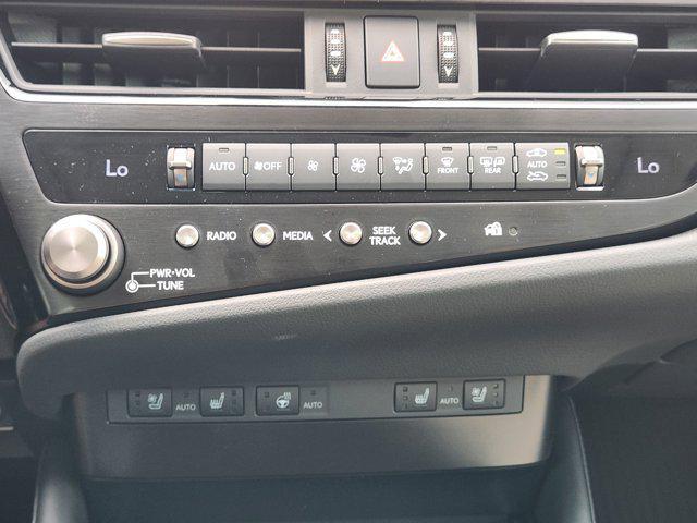 new 2025 Lexus ES 350 car, priced at $50,034