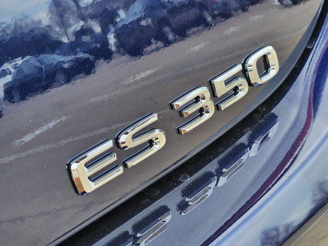 new 2025 Lexus ES 350 car, priced at $50,034