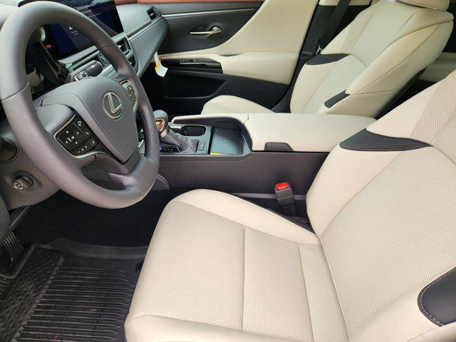 new 2025 Lexus ES 350 car, priced at $50,034