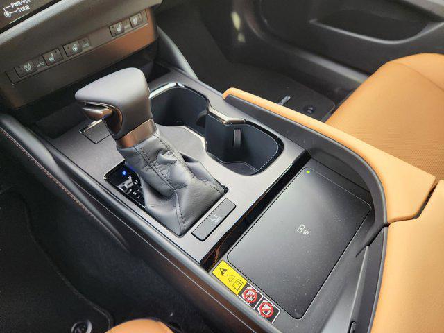 new 2025 Lexus ES 350 car, priced at $49,619
