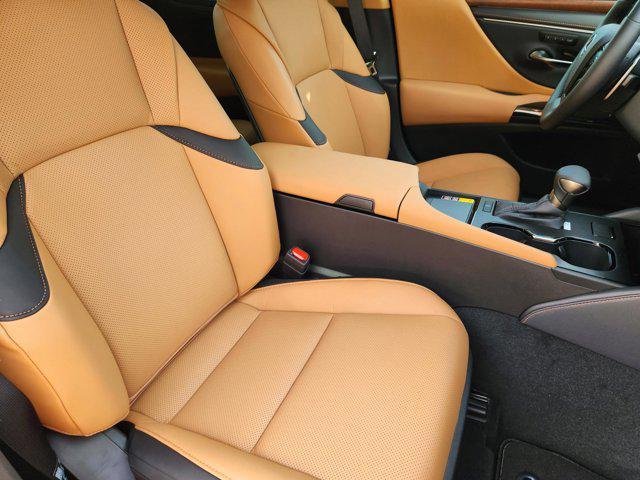 new 2025 Lexus ES 350 car, priced at $49,619