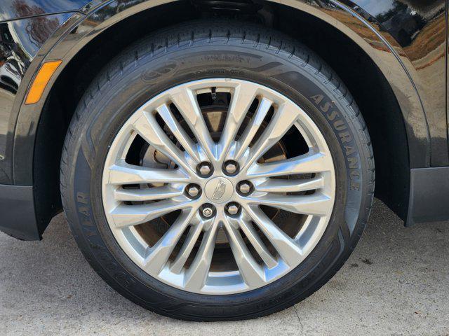 used 2018 Cadillac XT5 car, priced at $13,789