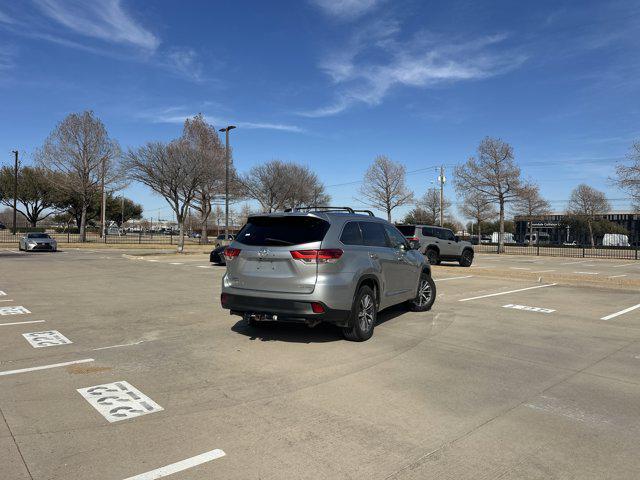 used 2018 Toyota Highlander car, priced at $19,988