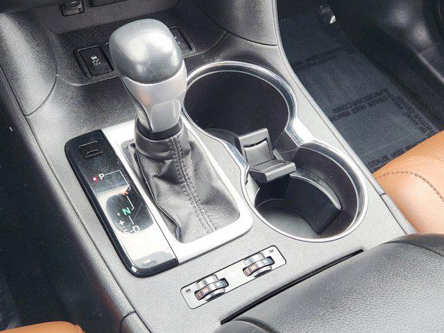 used 2018 Toyota Highlander car, priced at $20,989