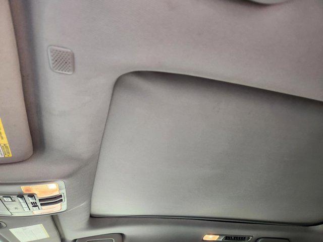 used 2018 Toyota Highlander car, priced at $20,989