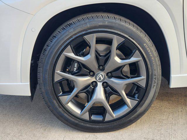 new 2026 Lexus TX 500h car, priced at $75,493