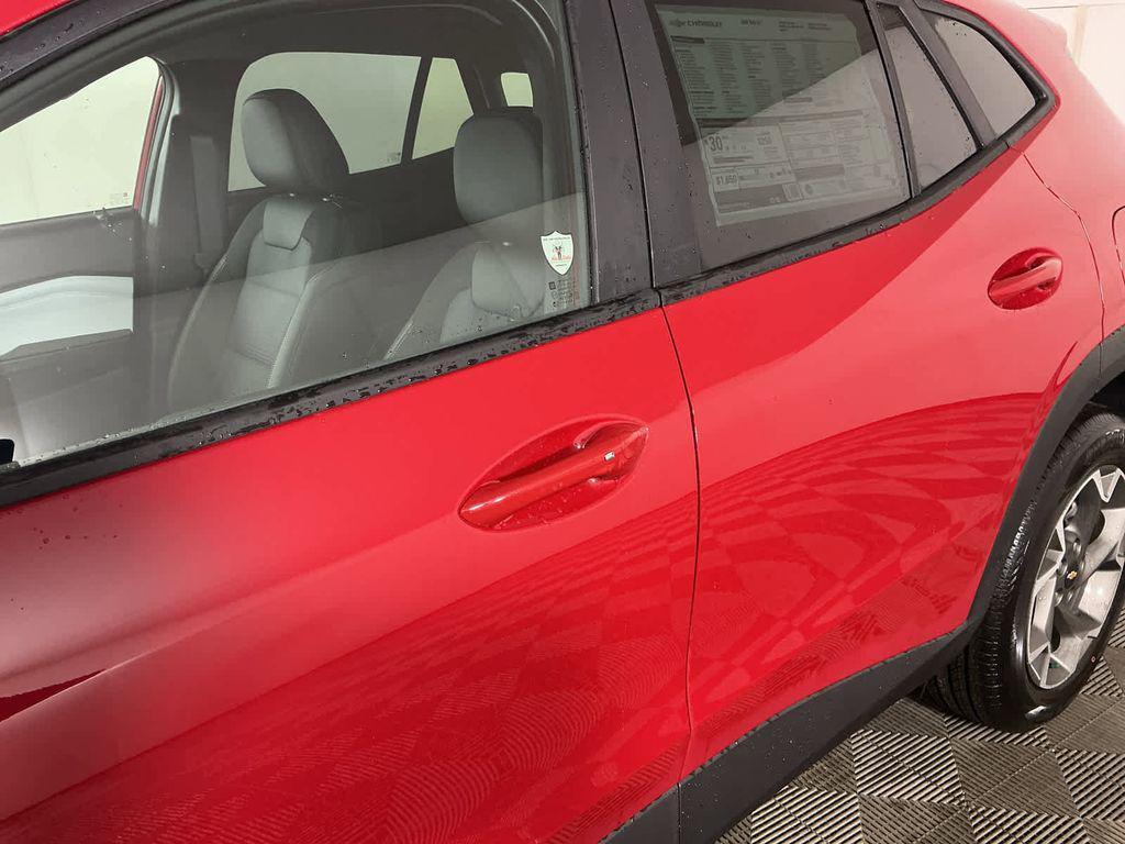 new 2026 Chevrolet Trax car, priced at $25,104