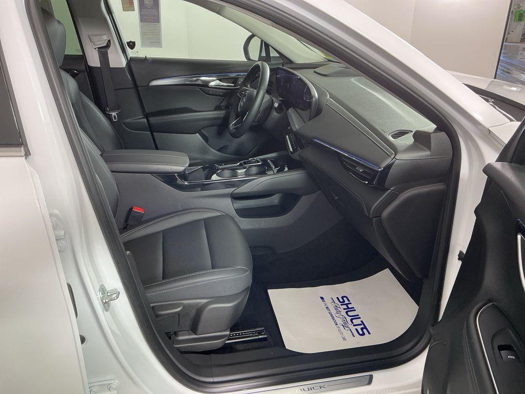 used 2024 Buick Envision car, priced at $27,973