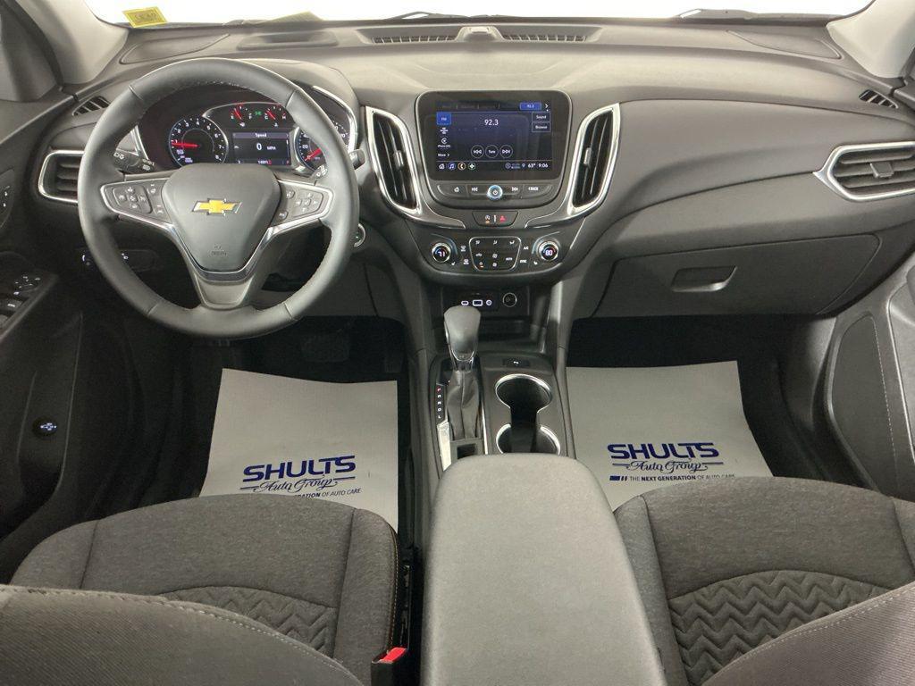 used 2024 Chevrolet Equinox car, priced at $25,914