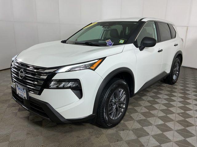 used 2024 Nissan Rogue car, priced at $20,553