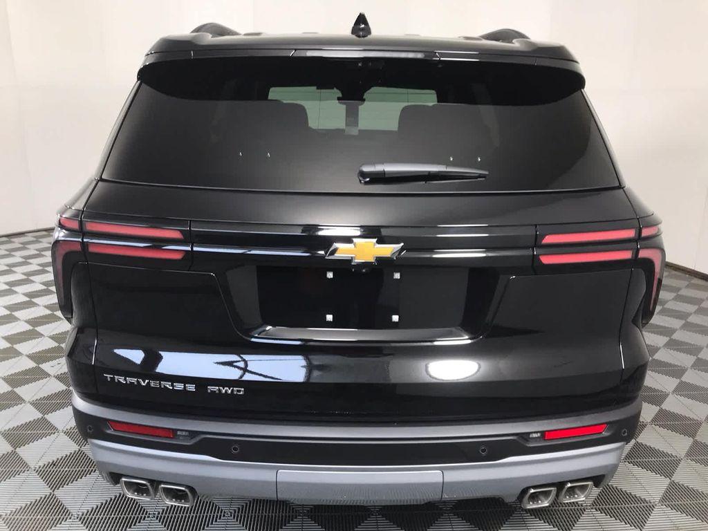 new 2026 Chevrolet Traverse car, priced at $45,920