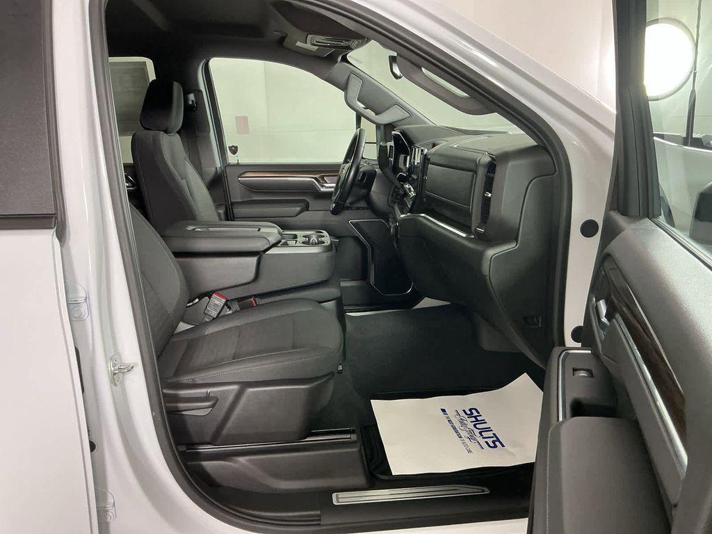 used 2024 Chevrolet Silverado 2500 car, priced at $58,913