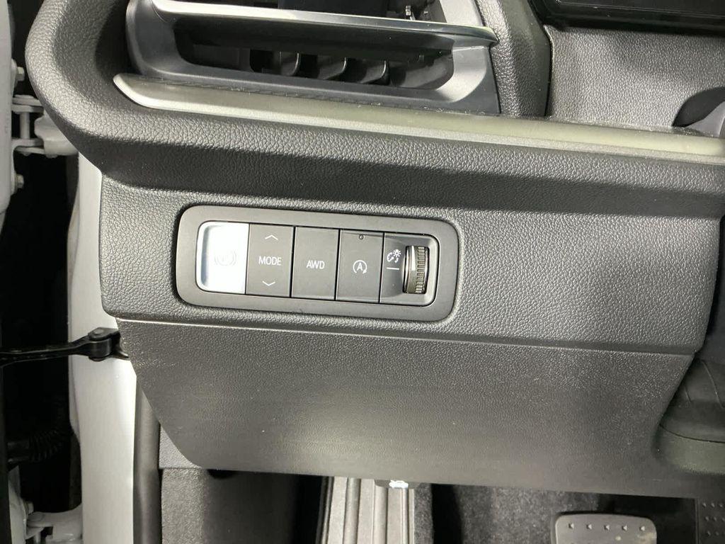 new 2026 Chevrolet Traverse car, priced at $47,644