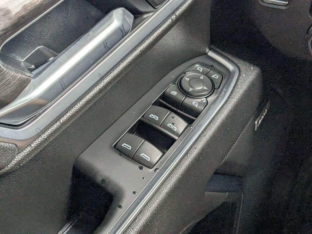 used 2025 Chevrolet Silverado 1500 car, priced at $50,512