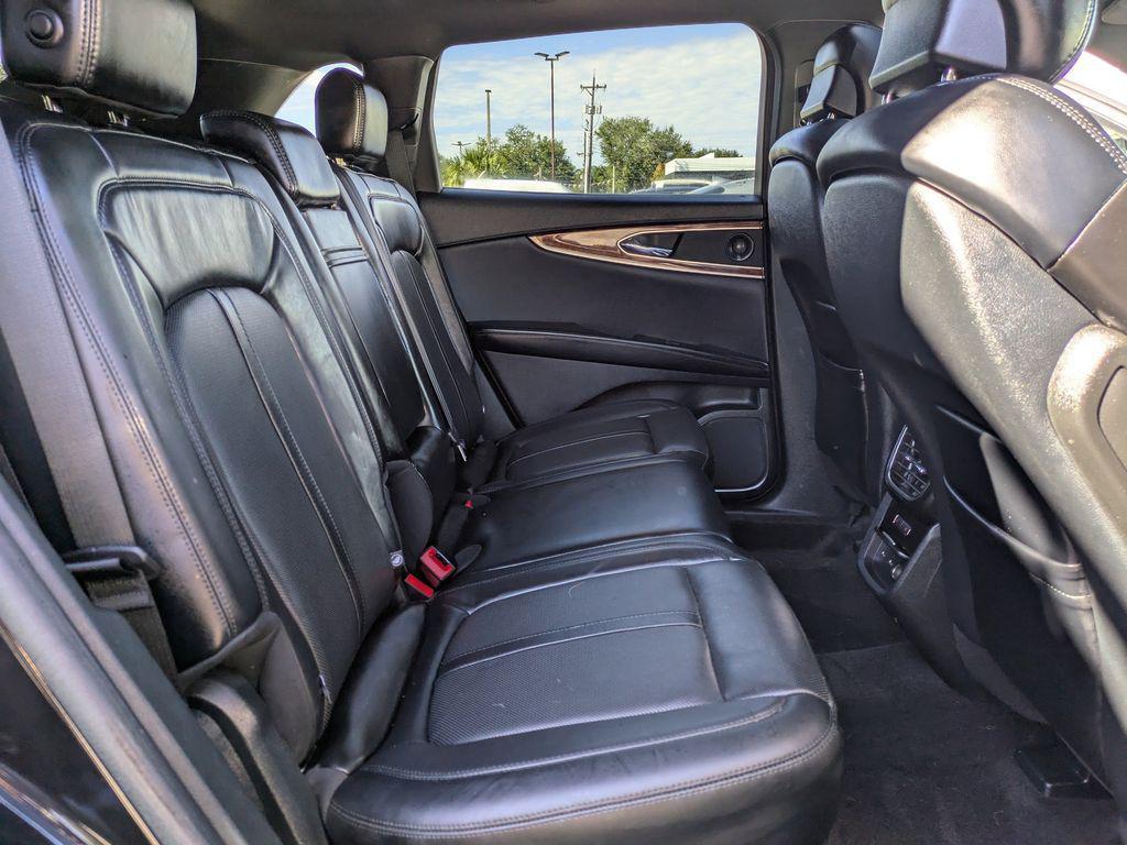 used 2020 Lincoln Nautilus car, priced at $24,392