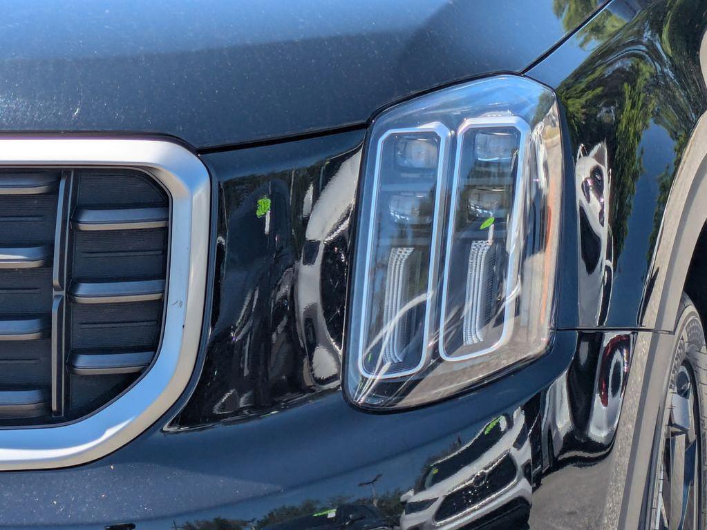used 2025 Kia Telluride car, priced at $33,977
