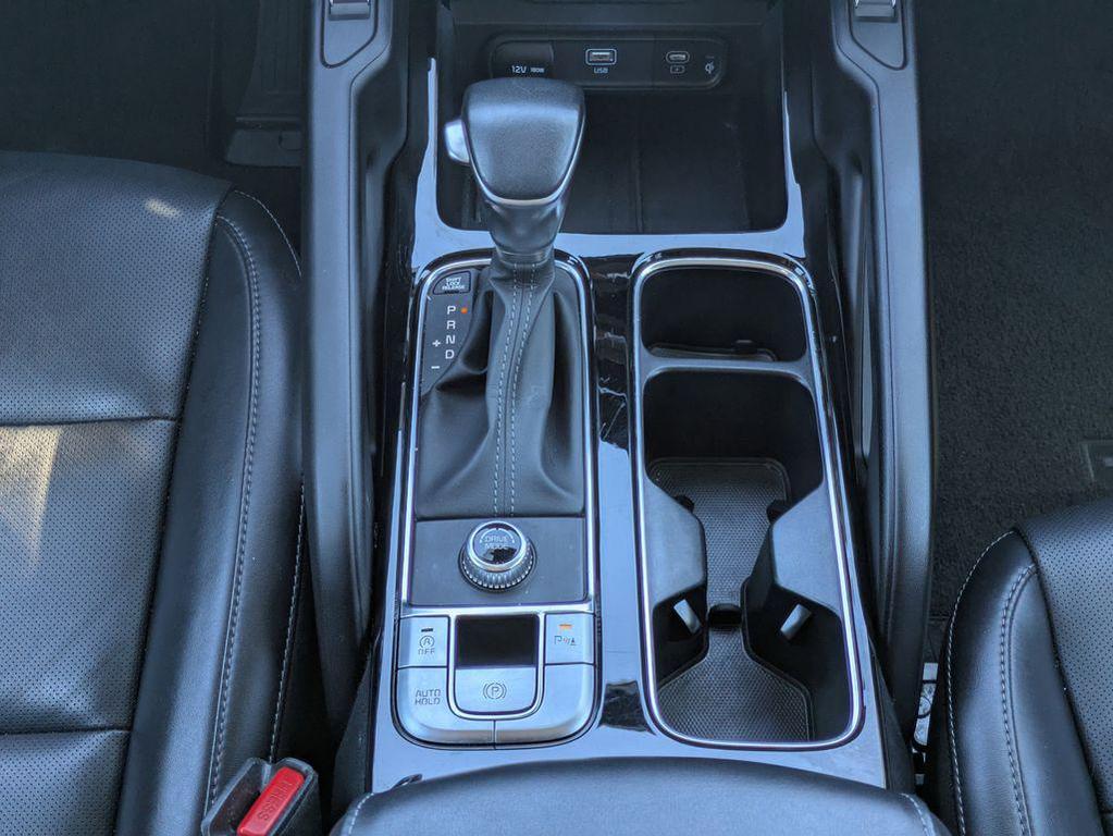 used 2025 Kia Telluride car, priced at $33,977