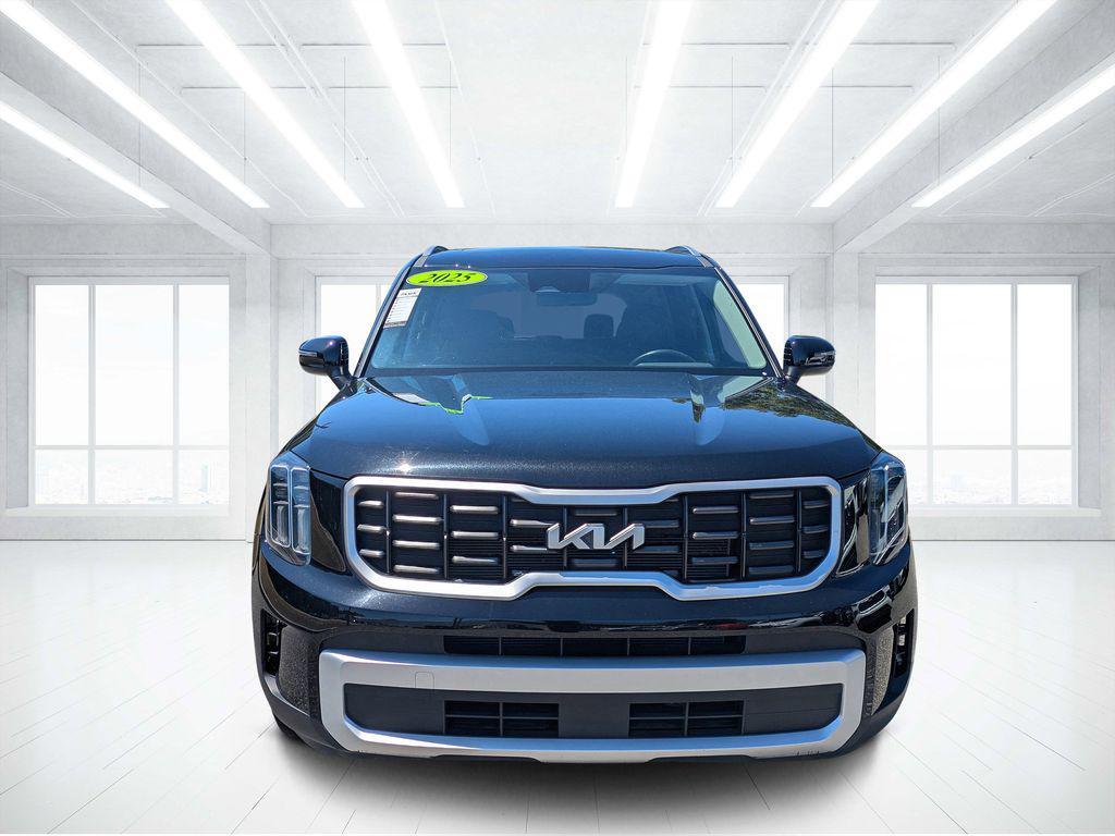 used 2025 Kia Telluride car, priced at $33,977