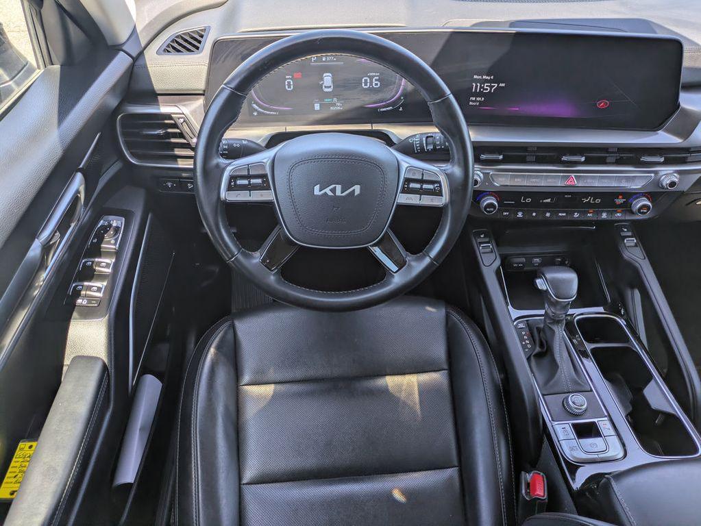 used 2025 Kia Telluride car, priced at $33,977