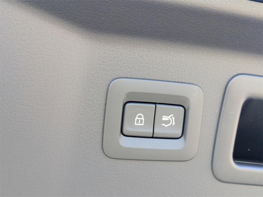 new 2026 Mazda CX-90 car, priced at $39,561