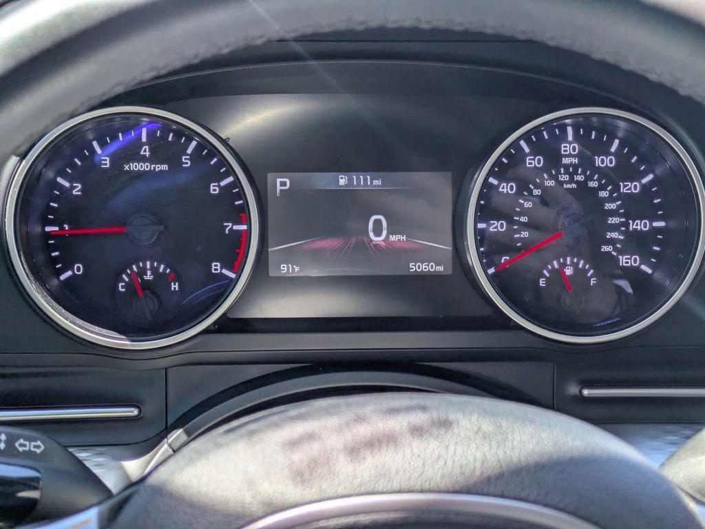 used 2024 Kia Carnival car, priced at $31,112