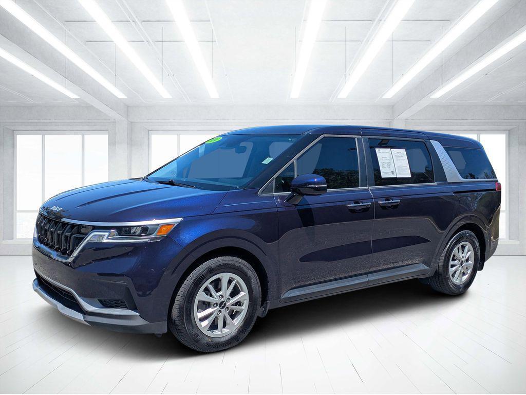 used 2024 Kia Carnival car, priced at $31,112