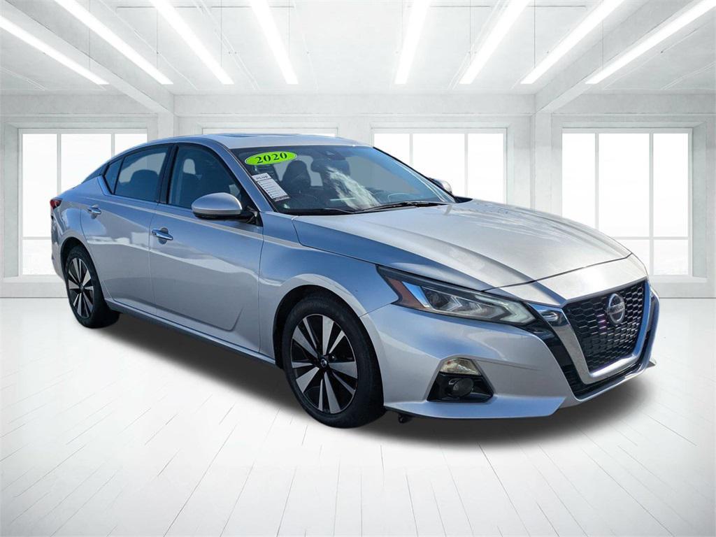 used 2020 Nissan Altima car, priced at $15,500