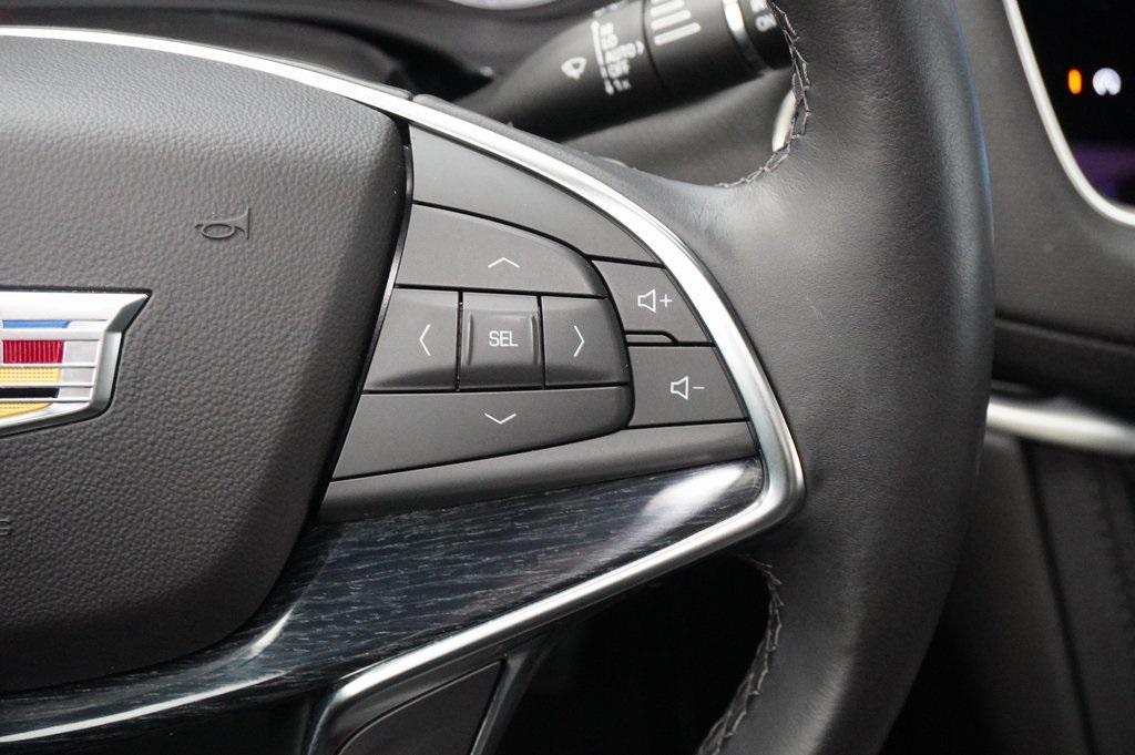 used 2024 Cadillac XT5 car, priced at $38,999