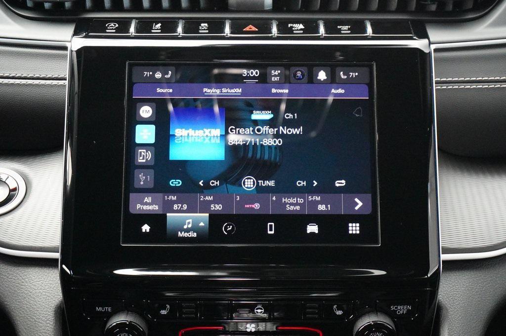 used 2024 Jeep Grand Cherokee car, priced at $30,999