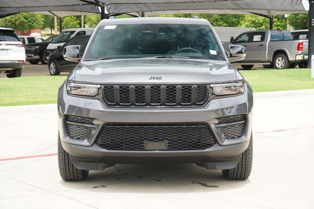 new 2025 Jeep Grand Cherokee car, priced at $42,484