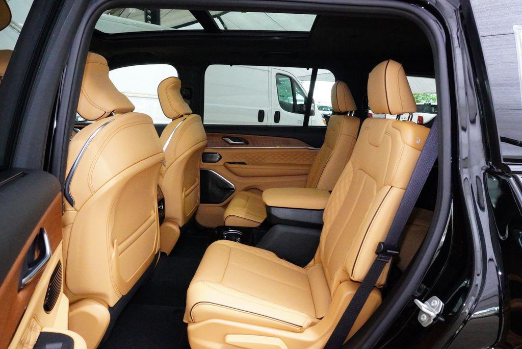 new 2026 Jeep Grand Cherokee L car, priced at $61,040