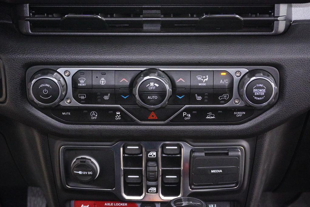 used 2025 Jeep Gladiator car, priced at $41,999