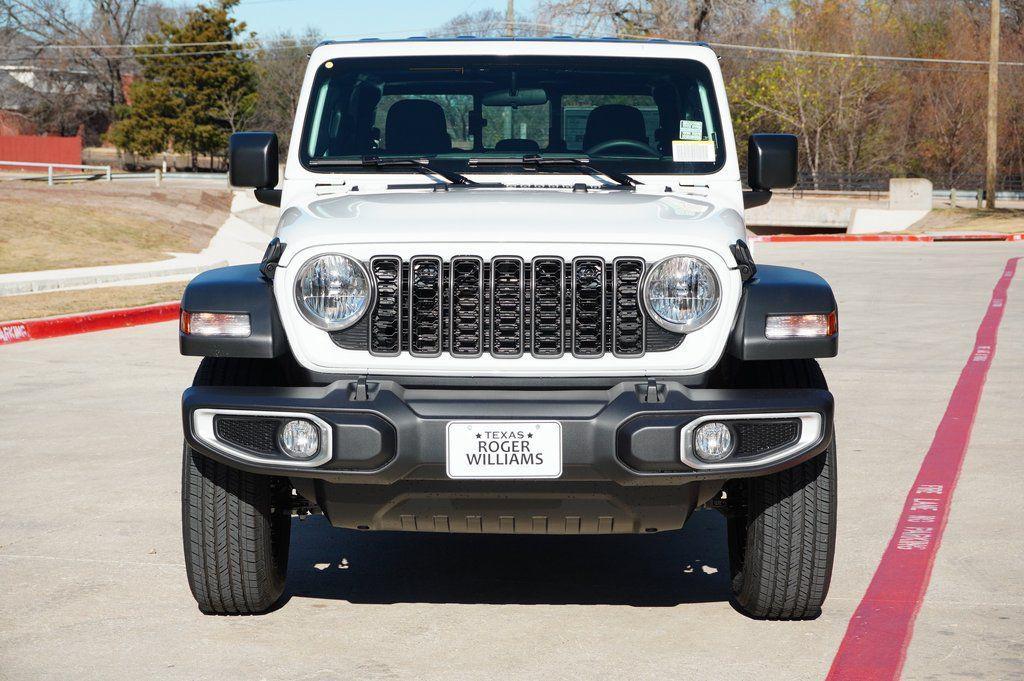 new 2026 Jeep Gladiator car, priced at $41,583