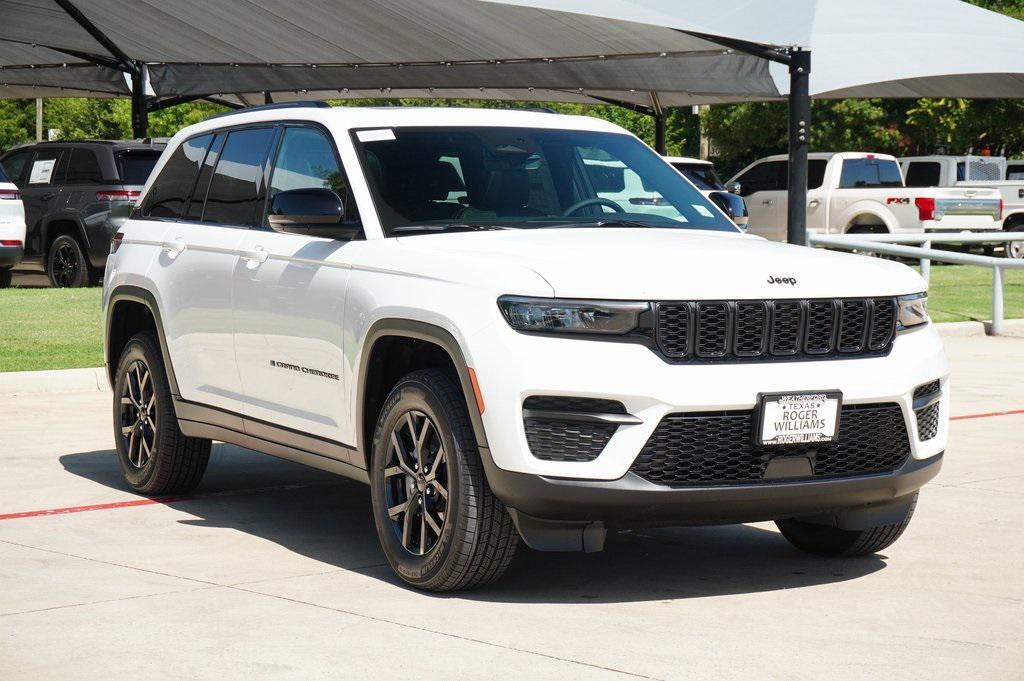 new 2025 Jeep Grand Cherokee car, priced at $40,066