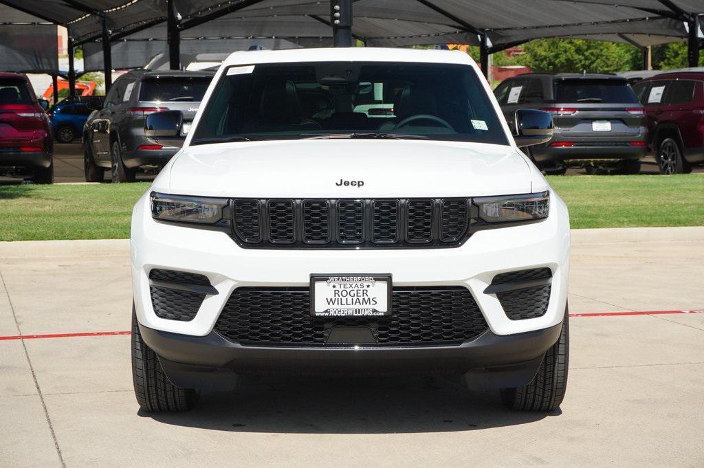 new 2025 Jeep Grand Cherokee car, priced at $40,066