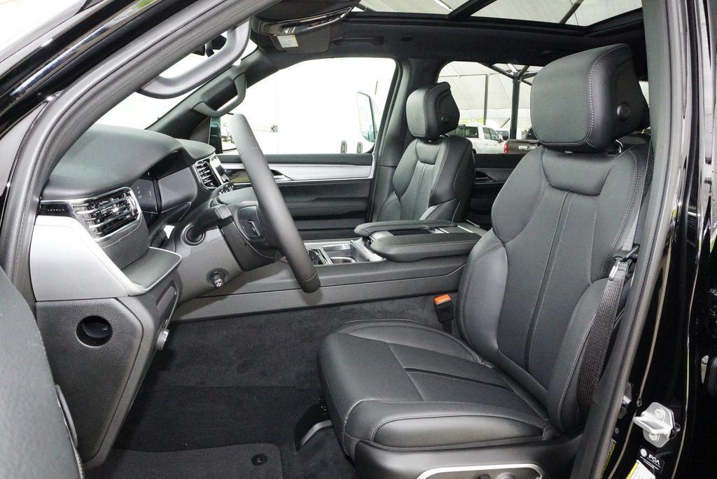 new 2026 Jeep Grand Wagoneer L car, priced at $82,370